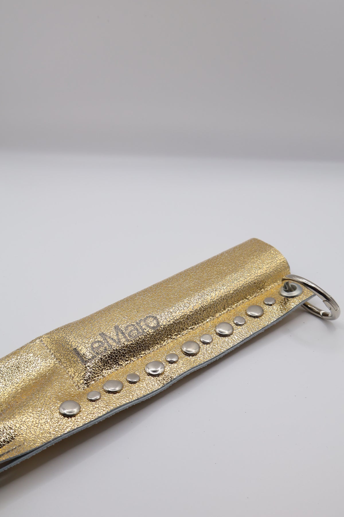 GOLDEN 02 Maro