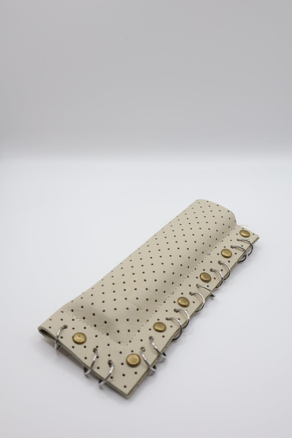 Beige Gold 02 handmade short leather case for IQOS ILUMA ONE, by WE ARE MARO, photo 2